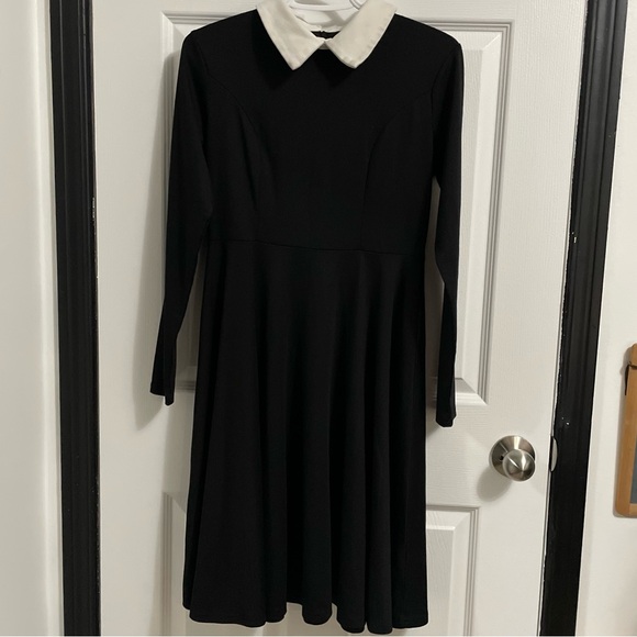 Wednesday Addams Style Dress - Picture 1 of 4